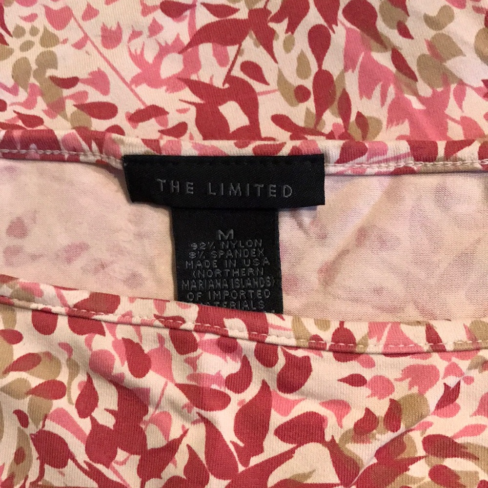 Limited sleeveless top - Picture 3 of 3